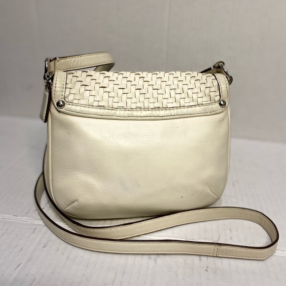 Coach Kristin Woven Leather Ivory Crossbody Bag W 8.5’ X H 8’ X D 2’ - Picture 3 of 13